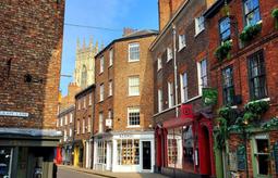 Low Petergate in the sun 50a 768x1024