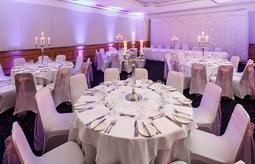 Mercure York Fairfield Manor Hotel dinner setup 1520347962