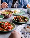 Rosas Thai Cafe lifestyle MAINS4021 small