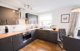 Wto Y 10 Cloisters Walk Kitchen 01 FRONT IMAGE 1108031965